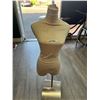 Image 2 : *USED* Lot of 1 Clothing Display Mannequin - As Is
