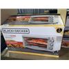 Image 1 : Black & Decker crisp & Bake Oven - OPEN BOX ITEM, SOLD AS IS