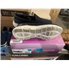 Image 2 : Skechers Ladies Size 10 Sneakers - OPEN BOX ITEM, SOLD AS IS