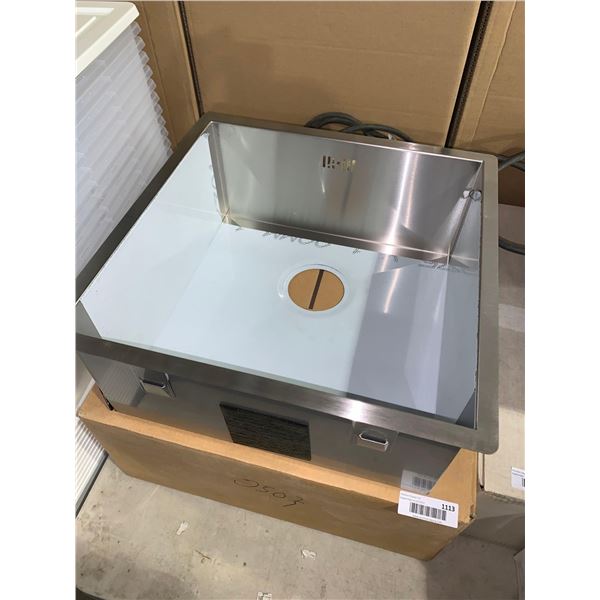 NEW Stainless Steel Undermount single well sink with hardware approx 22 x 22"
