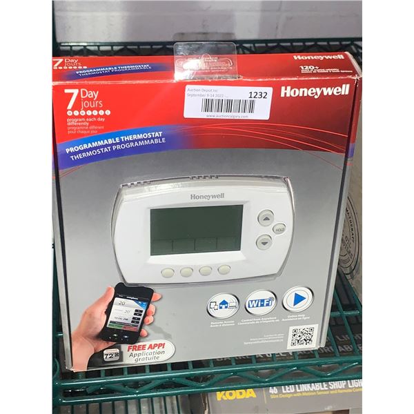 Honeywell 7 day programmable thermostat - OPEN BOX ITEM, SOLD AS IS