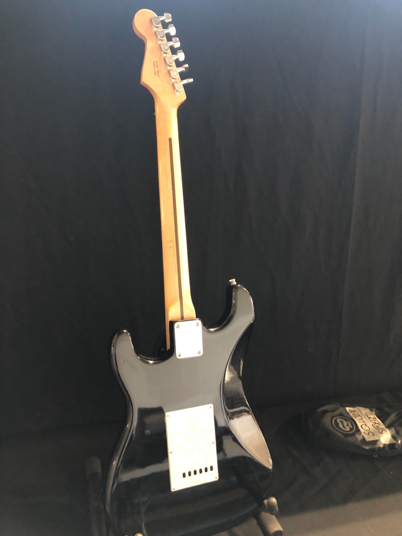 SQUIER STRAT BY FENDER BLACK BODY WITH PEARLIZED FACEPLATE S N CXS squier-strat-by-fender-black-body-with-pearlized-faceplate-s-n-cxs