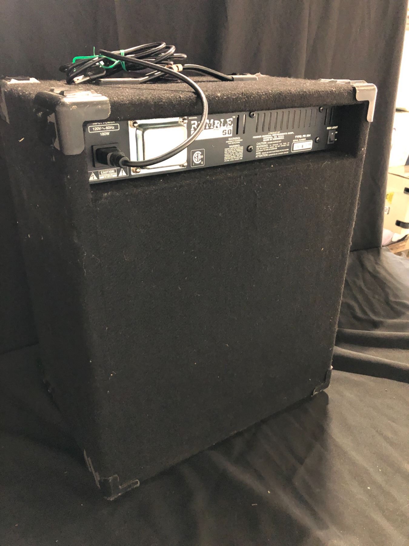 FENDER RUMBLE 60 1X12 BASS COMBO AMPLIFIER . THIS FENDER 60-WATT BASS ...