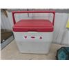 Image 2 : Small Coleman Cooler, Lazy Suzan, 2 Petti Point Pictures