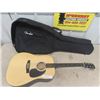 Image 1 : Fender Squire Acoustic Guitar in Soft Case
