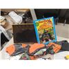 Image 2 : Match Box Cars, Inflatable Sylvester + Daffy Duck, Rescue Figurines + Helicopter, Mork Egg Shop, Lit