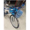 Image 2 : Roadmaster Saguaro 18 Speed Pedal Bike