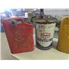 Image 2 : 3 Gas Cans, 2 Texaco Havoline 5 Gal Oil Pails