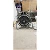 Image 2 : 3 Electric Fans