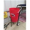 Image 2 : Poly Creeper, Roller Stand, 5 Gal Sand Blaster