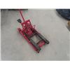 Image 1 : Motomaster Motorcycle Jack