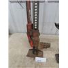 Image 2 : 2 Heavy Duty Jackalls ; 1) Hi-Lift-HL 604