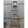 Image 1 : 6' Aluminum Step Ladder