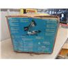 Image 2 : New in Box- Delta Model 36 - 220c Type 3, 10" Compound Mitre Saw