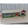 Image 4 : Large Tin Doll House with Bag of Plastic Furniture