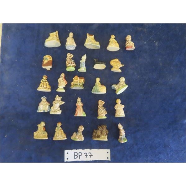 25 Red Rose Tea Nursery Rhyme Figurines