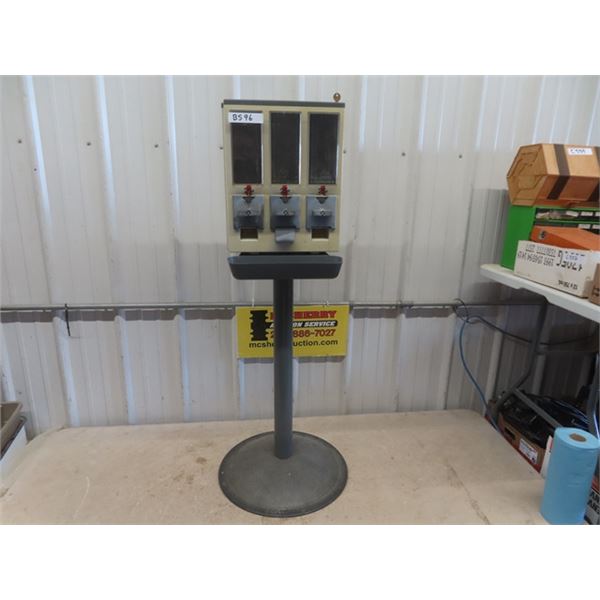 3 Compartment Ultra Vend Vending Machine - Has Both Keys, Plastic Base + Head, Steel Pole 6" x 13.5"