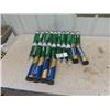 Image 1 : 24 Esso United + Unirex Grease Tubes