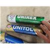 Image 3 : 24 Esso United + Unirex Grease Tubes