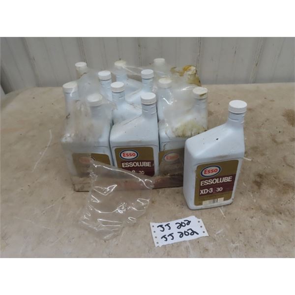 13 Esso XD-30 Engine Oil - 13 Litres