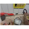 Image 2 : B+D Electric Weed Eater with Extra Wick, Halogen Light, Extension Cords