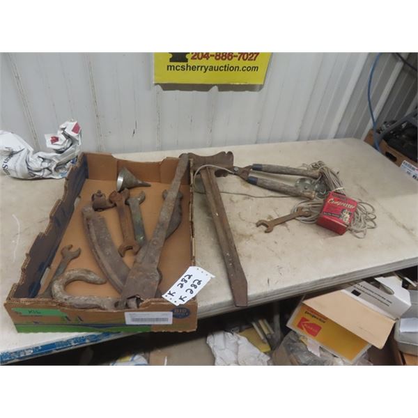 Miscellaneous Tools, Wrenches, Rope Hoist, Piston Compressor