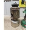 Image 2 : 3 Coleman Lanterns - Modern + Vintage