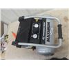 Image 1 : Maximum Whisper-Tech Air Compressor 4 Gal