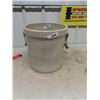 Image 1 : Medalta 5 Gal Crock