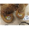 Image 3 : Mukluks & Trap Clock