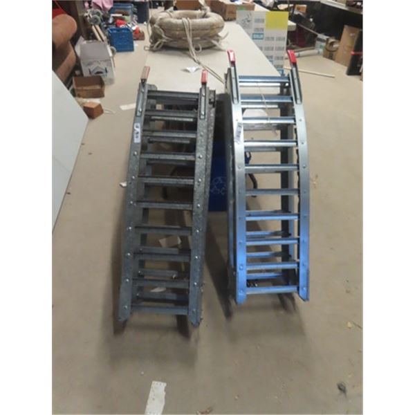 Set of Folding Loading Ramps