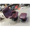 Image 1 : Leather Swivel Living Room Chair & Ottoman