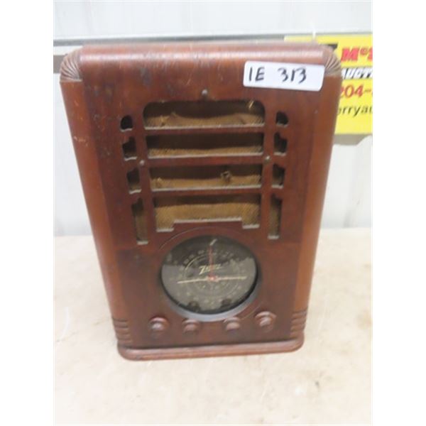 Vintage Zenith Radio