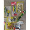 Image 3 : 30 pc Fishing Accessories; Hooks, Lures, Wigglers plus more