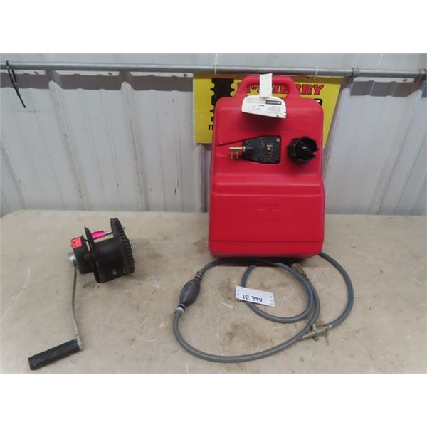 Tempo 6 Gal Poly Portable Above Deck Tank - New, Hand Winch - New but Rusty