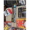 Image 3 : Noma Power Outlet, Noma Programable Thermostat, Smoke Alarms, Power Inverter plus more - New in Pack