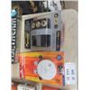 Image 5 : Noma Power Outlet, Noma Programable Thermostat, Smoke Alarms, Power Inverter plus more - New in Pack