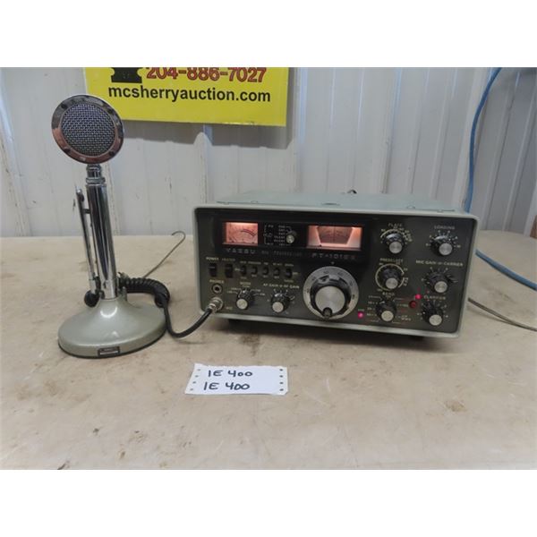 Yasev Ft 101 EX Transceiver Ham Radio with Astatic D104 Microphone - tested and powers up