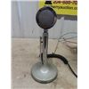 Image 4 : Yasev Ft 101 EX Transceiver Ham Radio with Astatic D104 Microphone - tested and powers up
