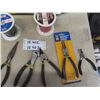 Image 4 : Pex Multi Head Crimp Tool Kit - New , Powerfist Wire Strippers, 5 Powerfist Pliers, 2 Rolls of Wire
