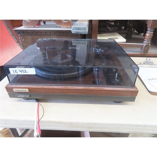 Pioneer Pl-51 DC Servo Direct Drive Turntable