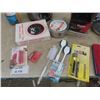Image 4 : Hamilton Beach Cooker, 2 Pots, Small Pan, Dish Brushes plus more