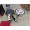 Image 5 : Hamilton Beach Cooker, 2 Pots, Small Pan, Dish Brushes plus more
