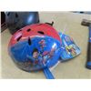 Image 3 : Snow Cone Machine, 2 Kids Bike Helmets