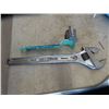 Image 2 : 3 Crescent Wrenches, 3 Pipe Wrenches, Tube Bender