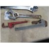 Image 4 : 3 Crescent Wrenches, 3 Pipe Wrenches, Tube Bender