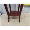 Image 3 : Plant Stand, Parlour Table Bombay Company 12" x 12" x 28"