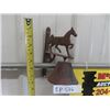Image 2 : Cast Iron Horse + Bell Ornament 8" Tall