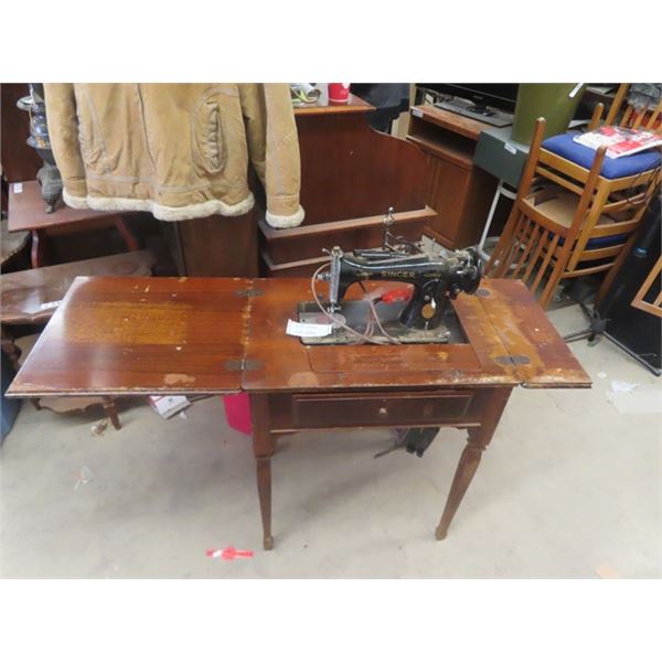 Electric Singer Sewing Machine in Cabinet