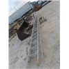 Image 1 : 40' Aluminum Extension Ladder